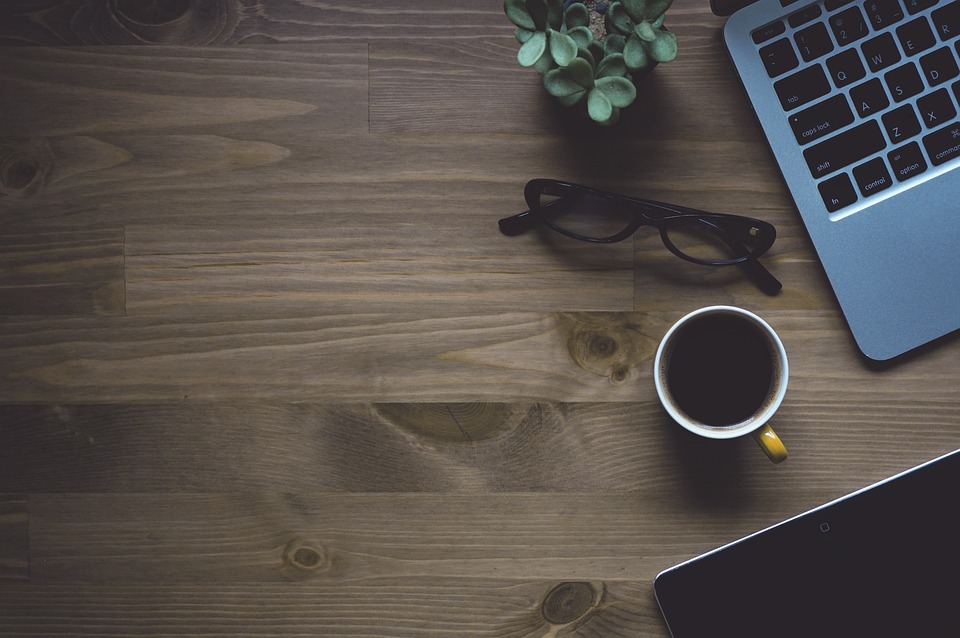Social Media News: Trends, Updates & Bans